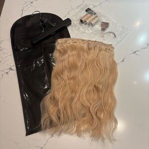 Butter Blonde 100% human hair 18” extensions